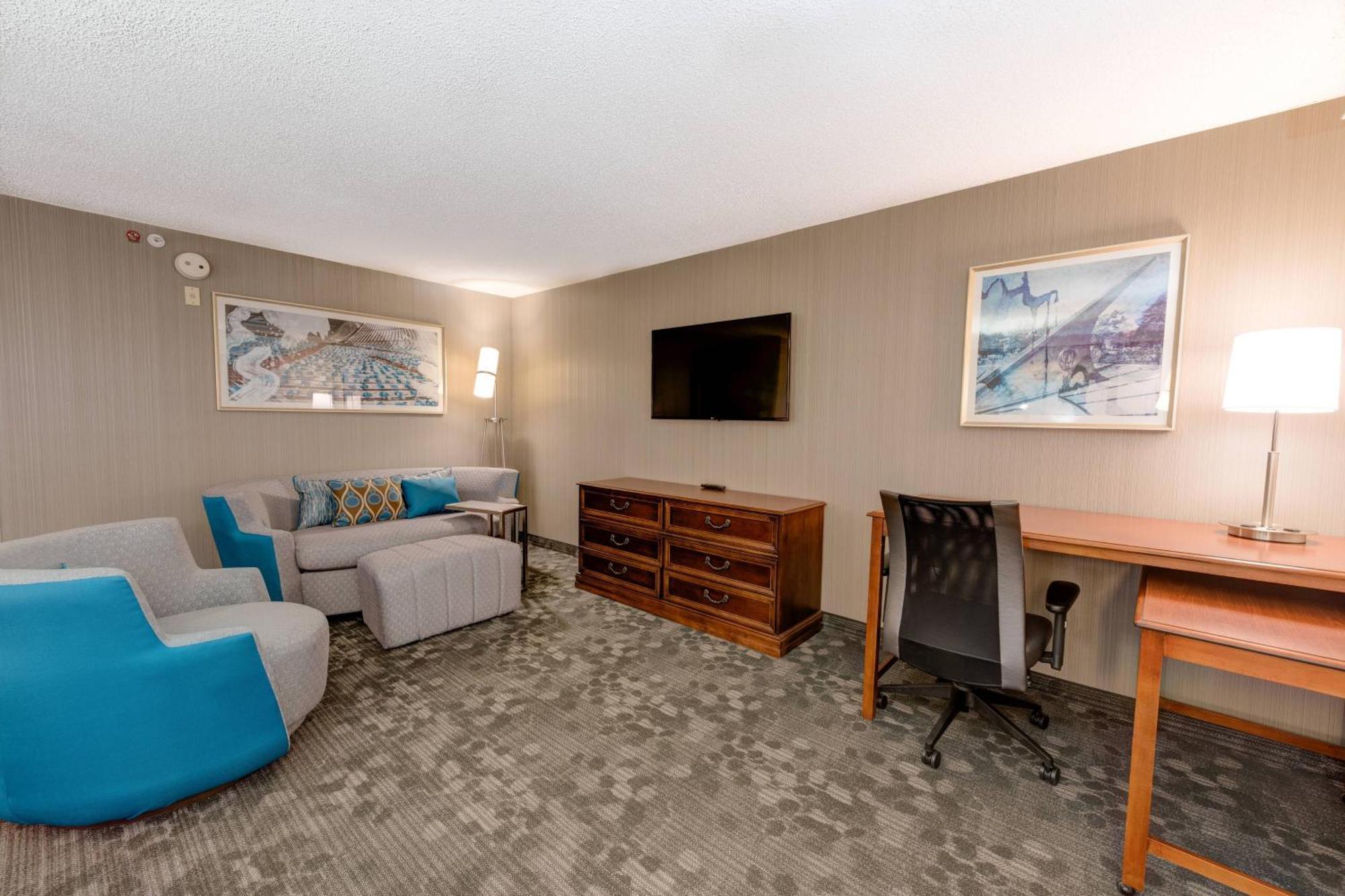 Courtyard Chapel Hill Hotel Luaran gambar