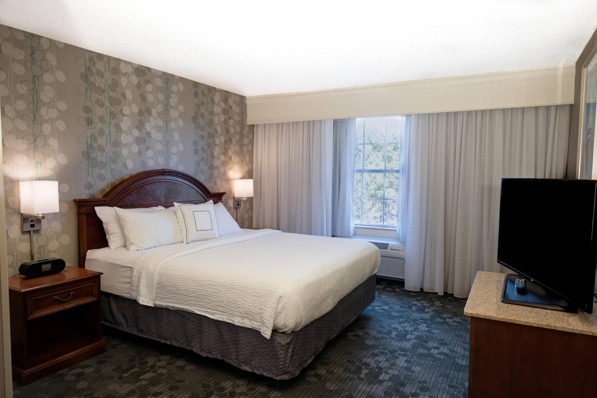 Courtyard Chapel Hill Hotel Luaran gambar