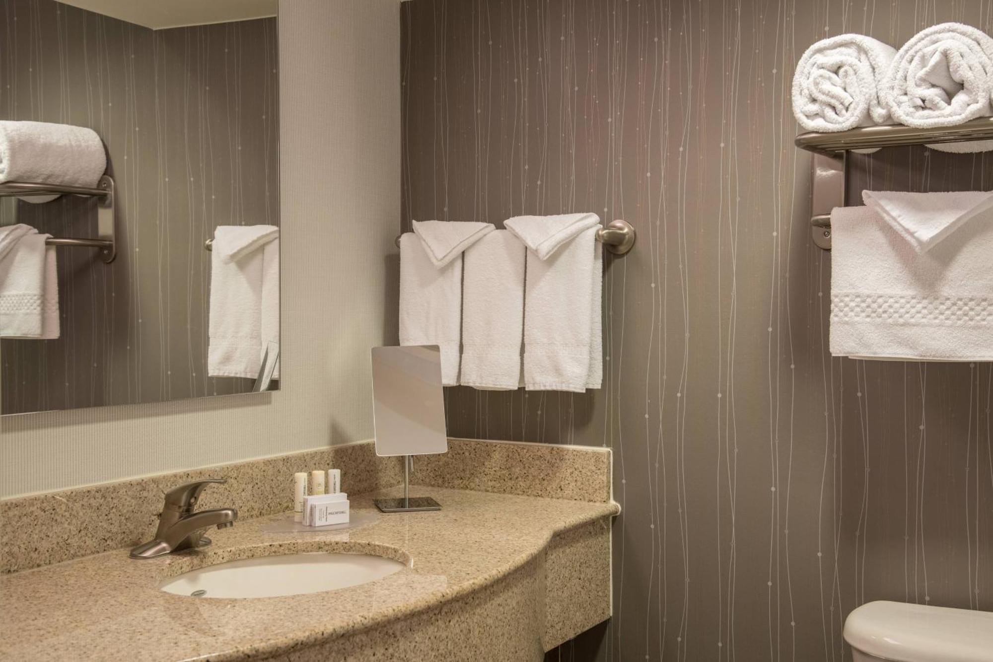 Courtyard Chapel Hill Hotel Luaran gambar